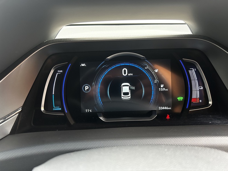 Hyundai IONIQ 38.3kWh Premium Hatchback 5dr Electric Auto (136 ps) - U374