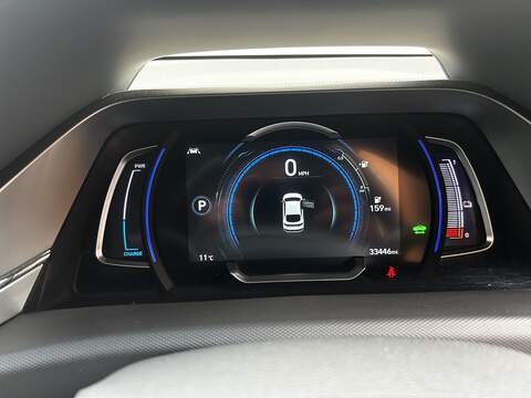 Hyundai IONIQ 38.3kWh Premium Hatchback 5dr Electric Auto (136 ps) - U374