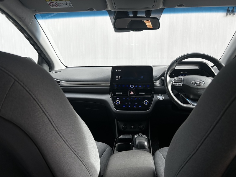 Hyundai IONIQ 38.3kWh Premium Hatchback 5dr Electric Auto (136 ps) - U374