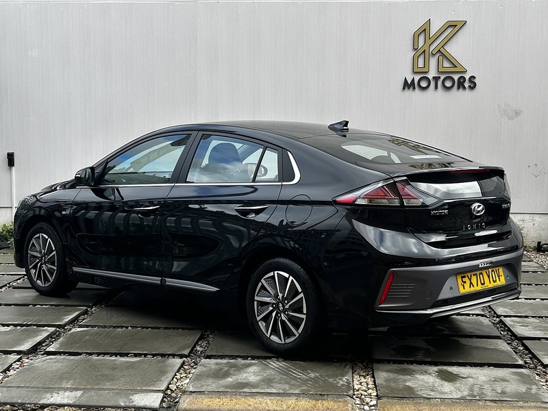 Hyundai IONIQ 38.3kWh Premium Hatchback 5dr Electric Auto (136 ps) - U374