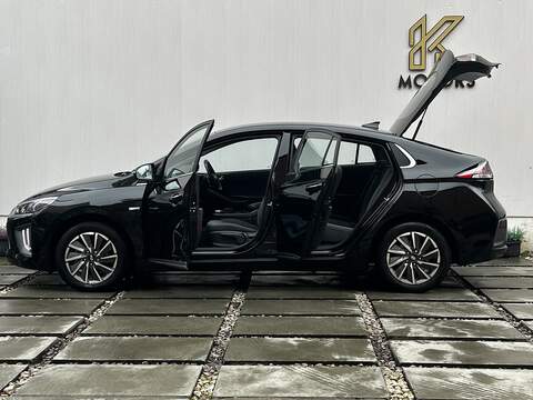 Hyundai IONIQ 38.3kWh Premium Hatchback 5dr Electric Auto (136 ps) - U374