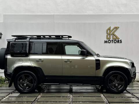 Land Rover Defender 110 2.0 Si4 HSE SUV 5dr Petrol Auto 4WD Euro 6 (s/s) (300 ps) - U381