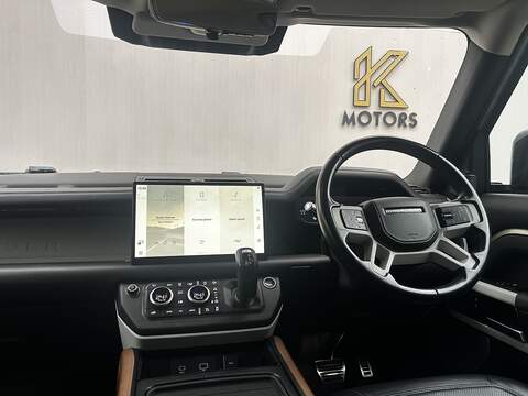 Land Rover Defender 110 2.0 Si4 HSE SUV 5dr Petrol Auto 4WD Euro 6 (s/s) (300 ps) - U381