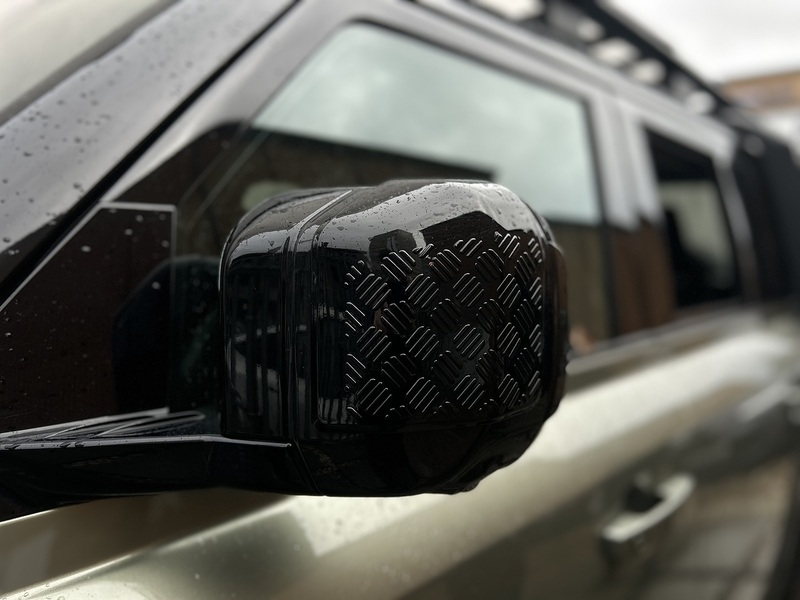 Land Rover Defender 110 2.0 Si4 HSE SUV 5dr Petrol Auto 4WD Euro 6 (s/s) (300 ps) - U381