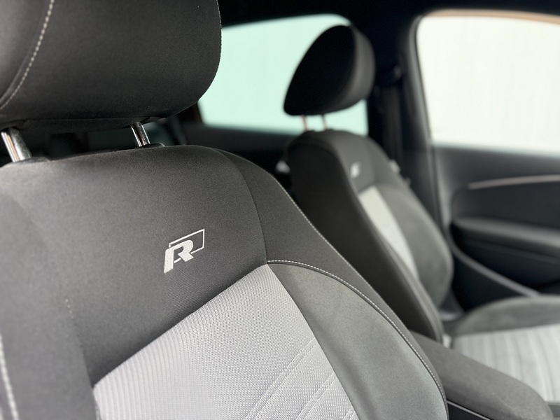 Volkswagen Polo 1.0 TSI BlueMotion Tech R-Line Hatchback 5dr Petrol Manual Euro 6 (s/s) (110 bhp) - U383