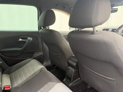 Volkswagen Polo 1.0 TSI BlueMotion Tech R-Line Hatchback 5dr Petrol Manual Euro 6 (s/s) (110 bhp) - U383