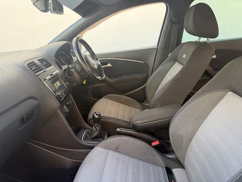 Volkswagen Polo 1.0 TSI BlueMotion Tech R-Line Hatchback 5dr Petrol Manual Euro 6 (s/s) (110 bhp) - U383