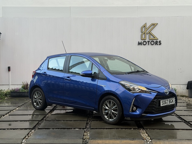 Toyota Yaris 1.5 VVT-h Icon Hatchback 5dr Petrol Hybrid E-CVT Euro 6 (s/s) (100 ps) - U384