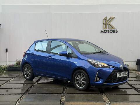 Toyota Yaris 1.5 VVT-i Design Hatchback 5dr Petrol Manual Euro 6 (111 ps)