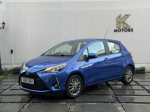 Toyota Yaris 1.5 VVT-h Icon Hatchback 5dr Petrol Hybrid E-CVT Euro 6 (s/s) (100 ps) - U384