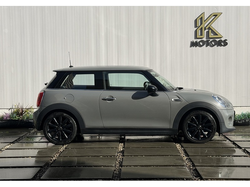 MINI Hatch 1.5 Cooper Hatchback 3dr Petrol Auto Euro 6 (s/s) (136 ps) - U388