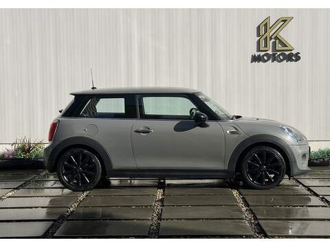 MINI Hatch 1.5 Cooper Hatchback 3dr Petrol Auto Euro 6 (s/s) (136 ps) - U388
