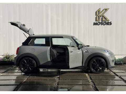 MINI Hatch 1.5 Cooper Hatchback 3dr Petrol Auto Euro 6 (s/s) (136 ps) - U388