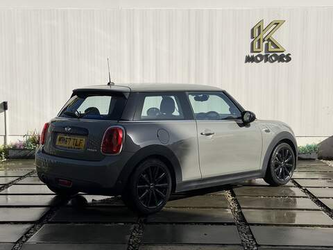 MINI Hatch 1.5 Cooper Hatchback 3dr Petrol Auto Euro 6 (s/s) (136 ps) - U388