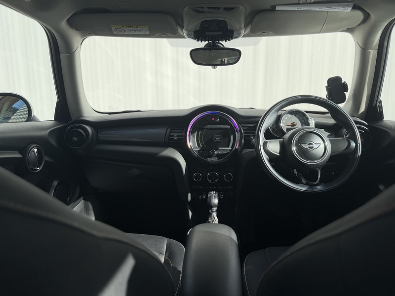 MINI Hatch 1.5 Cooper Hatchback 3dr Petrol Auto Euro 6 (s/s) (136 ps) - U388