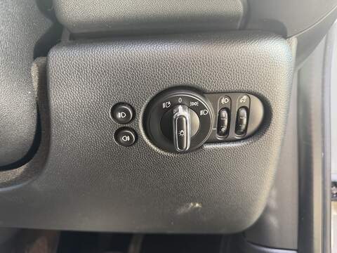 MINI Hatch 1.5 Cooper Hatchback 3dr Petrol Auto Euro 6 (s/s) (136 ps) - U388