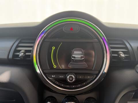 MINI Hatch 1.5 Cooper Hatchback 3dr Petrol Auto Euro 6 (s/s) (136 ps) - U388