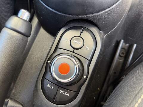 MINI Hatch 1.5 Cooper Hatchback 3dr Petrol Auto Euro 6 (s/s) (136 ps) - U388