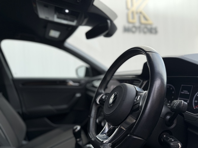 Volkswagen T-Roc 1.0 TSI Black Edition SUV 5dr Petrol Manual Euro 6 (s/s) (110 ps) - U391