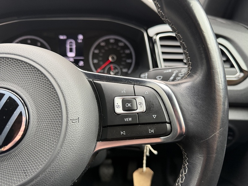 Volkswagen T-Roc 1.0 TSI Black Edition SUV 5dr Petrol Manual Euro 6 (s/s) (110 ps) - U391