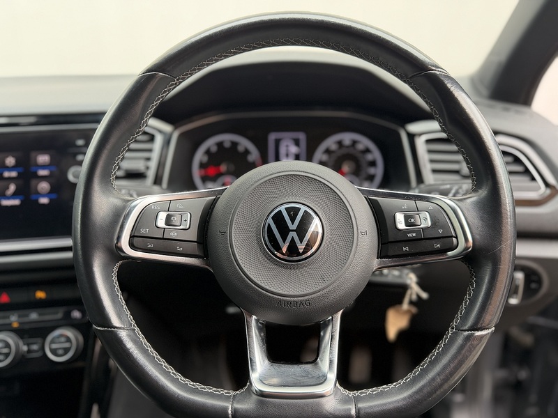 Volkswagen T-Roc 1.0 TSI Black Edition SUV 5dr Petrol Manual Euro 6 (s/s) (110 ps) - U391