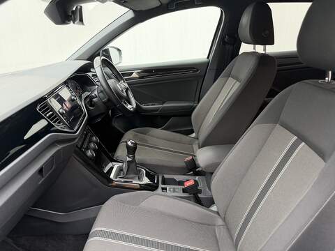 Volkswagen T-Roc 1.0 TSI Black Edition SUV 5dr Petrol Manual Euro 6 (s/s) (110 ps) - U391