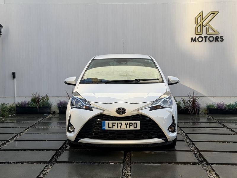 Toyota Yaris 1.5 VVT-i Design Hatchback 5dr Petrol Manual Euro 6 (111 ps) - U392
