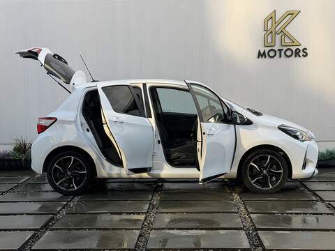 Toyota Yaris 1.5 VVT-i Design Hatchback 5dr Petrol Manual Euro 6 (111 ps) - U392