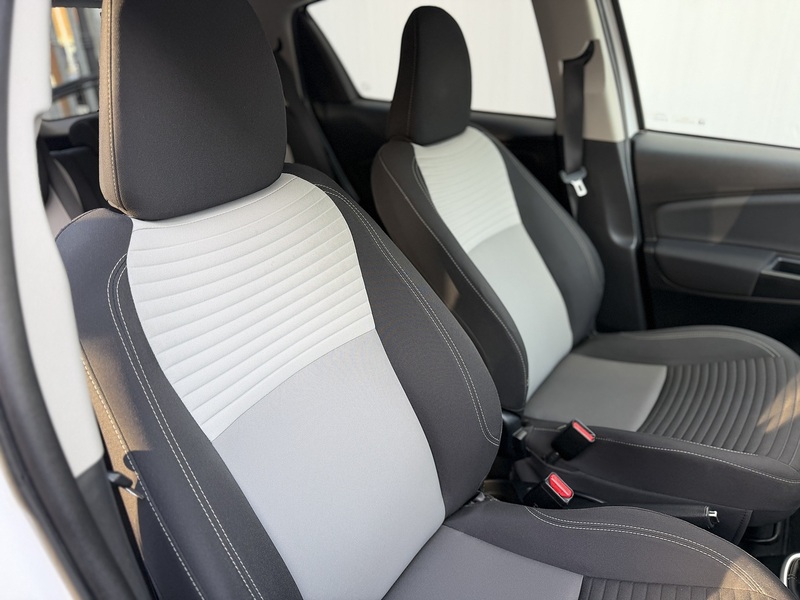 Toyota Yaris 1.5 VVT-i Design Hatchback 5dr Petrol Manual Euro 6 (111 ps) - U392