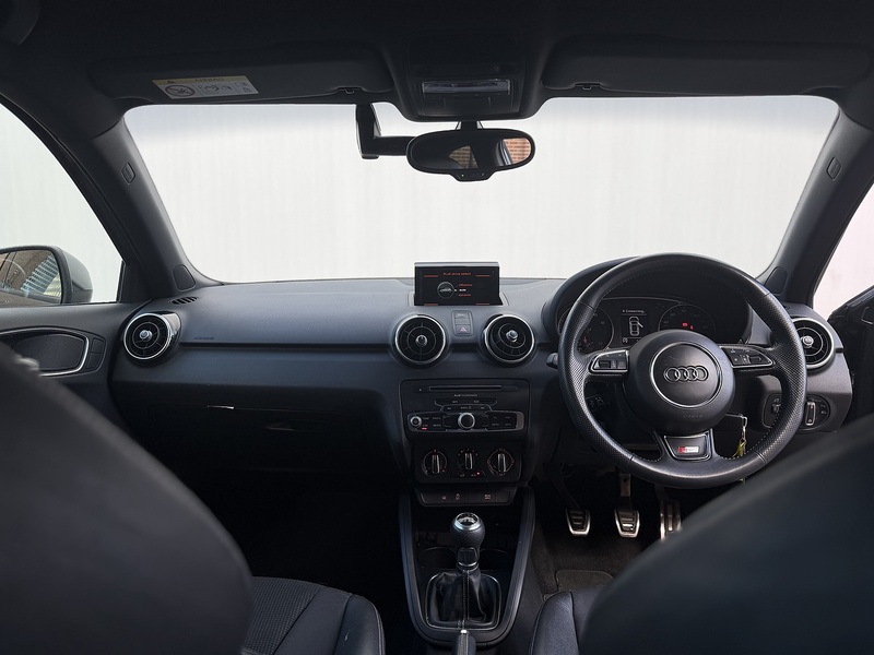 Audi A1 1.4 TFSI S line Hatchback 3dr Petrol Manual Euro 6 (s/s) (125 ps) - U393