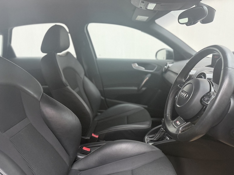 Audi A1 1.6 TDI S line Sportback 5dr Diesel S Tronic Euro 6 (s/s) (116 ps) - U399