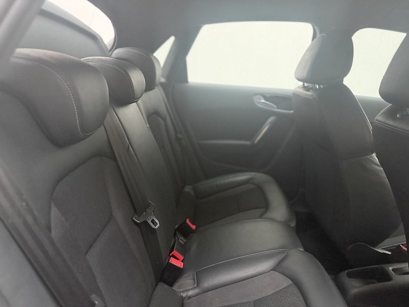 Audi A1 1.6 TDI S line Sportback 5dr Diesel S Tronic Euro 6 (s/s) (116 ps) - U399