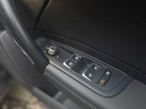 Audi A1 1.6 TDI S line Sportback 5dr Diesel S Tronic Euro 6 (s/s) (116 ps) - U399