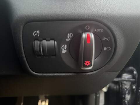 Audi A1 1.6 TDI S line Sportback 5dr Diesel S Tronic Euro 6 (s/s) (116 ps) - U399