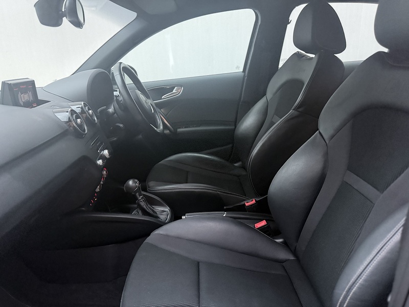 Audi A1 1.6 TDI S line Sportback 5dr Diesel S Tronic Euro 6 (s/s) (116 ps) - U399