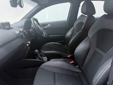 Audi A1 1.6 TDI S line Sportback 5dr Diesel S Tronic Euro 6 (s/s) (116 ps) - U399