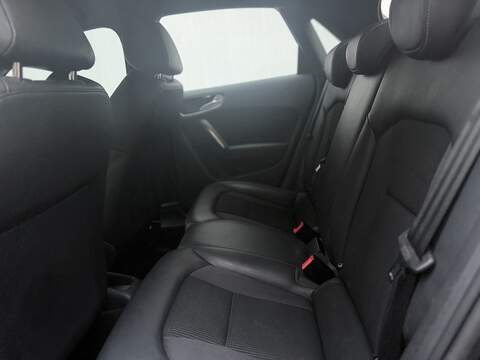 Audi A1 1.6 TDI S line Sportback 5dr Diesel S Tronic Euro 6 (s/s) (116 ps) - U399