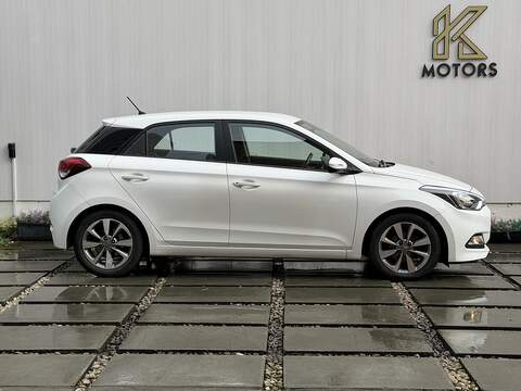 Hyundai i20 1.4 SE Hatchback 5dr Petrol Manual Euro 6 (100 ps) - U406