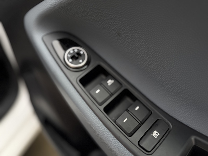 Hyundai i20 1.4 SE Hatchback 5dr Petrol Manual Euro 6 (100 ps) - U406