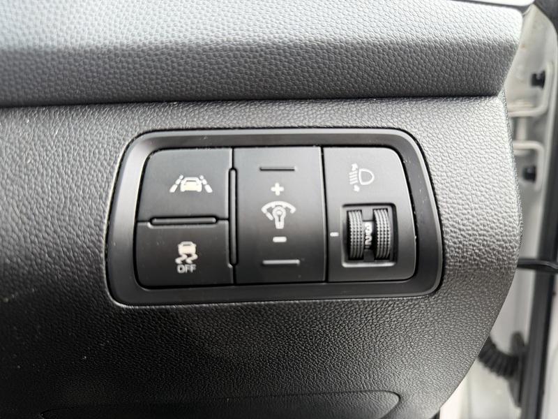 Hyundai i20 1.4 SE Hatchback 5dr Petrol Manual Euro 6 (100 ps) - U406