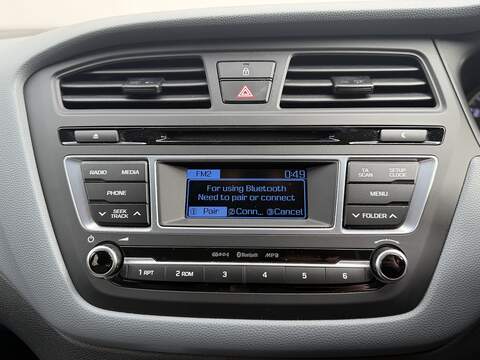 Hyundai i20 1.4 SE Hatchback 5dr Petrol Manual Euro 6 (100 ps) - U406