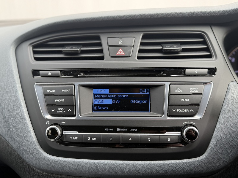 Hyundai i20 1.4 SE Hatchback 5dr Petrol Manual Euro 6 (100 ps) - U406