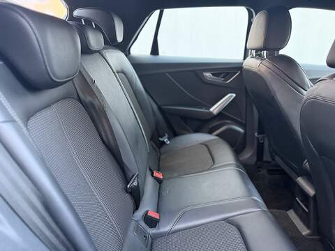 Audi Q2 1.5 TFSI CoD 35 S line SUV 5dr Petrol S Tronic Euro 6 (s/s) (150 ps) - U407