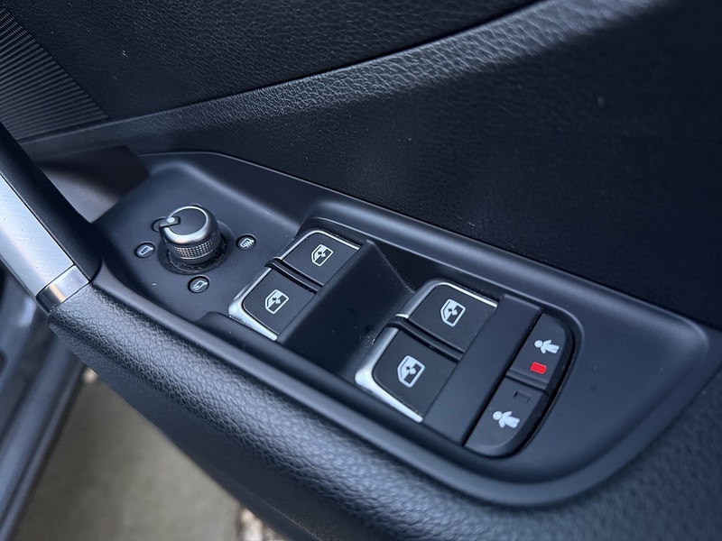 Audi Q2 1.5 TFSI CoD 35 S line SUV 5dr Petrol S Tronic Euro 6 (s/s) (150 ps) - U407