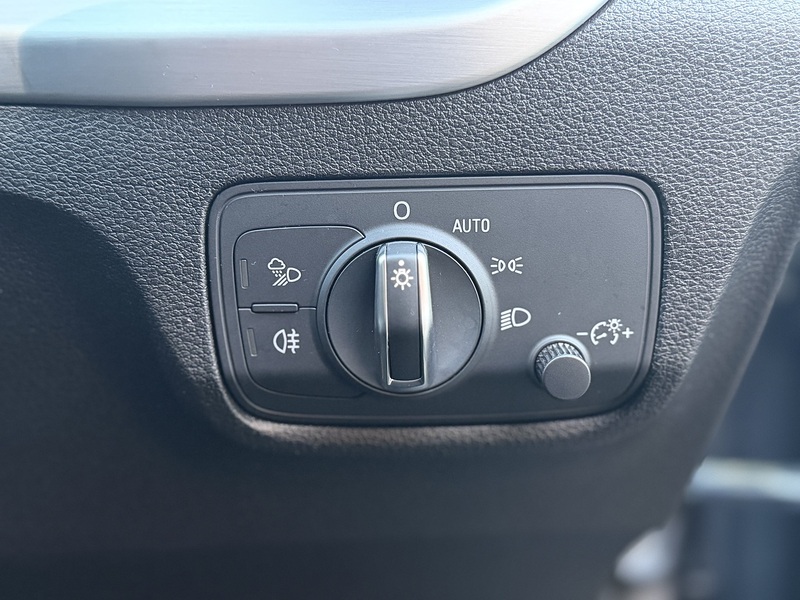 Audi Q2 1.5 TFSI CoD 35 S line SUV 5dr Petrol S Tronic Euro 6 (s/s) (150 ps) - U407