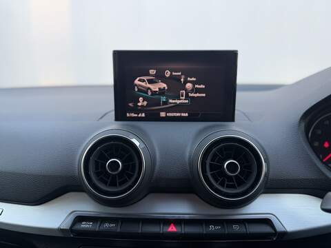 Audi Q2 1.5 TFSI CoD 35 S line SUV 5dr Petrol S Tronic Euro 6 (s/s) (150 ps) - U407