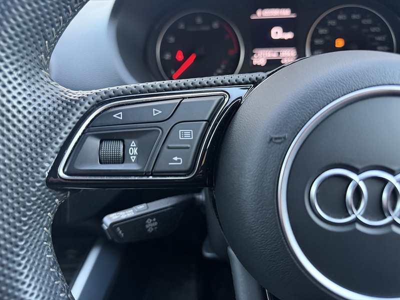 Audi Q2 1.5 TFSI CoD 35 S line SUV 5dr Petrol S Tronic Euro 6 (s/s) (150 ps) - U407