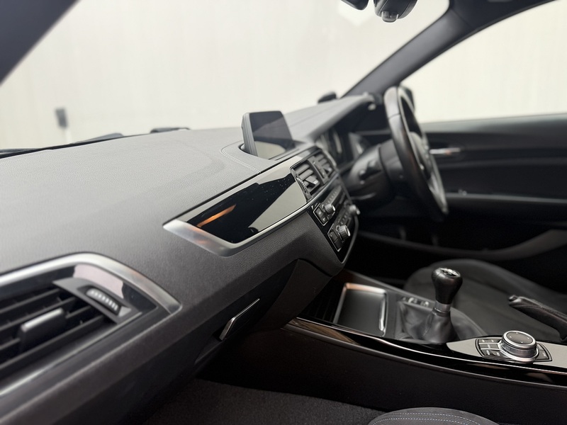 BMW 2 Series 1.5 218i GPF M Sport Coupe 2dr Petrol Manual Euro 6 (s/s) (136 ps) - U408