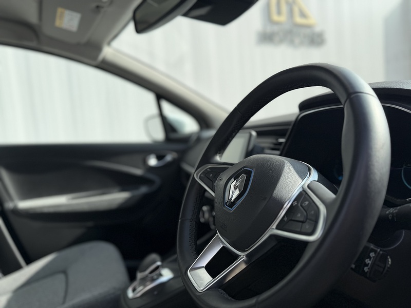 Renault Zoe R135 52kWh Iconic Hatchback 5dr Electric Auto (i) (134 bhp) - U410