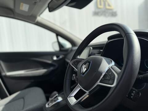 Renault Zoe R135 52kWh Iconic Hatchback 5dr Electric Auto (i) (134 bhp) - U410